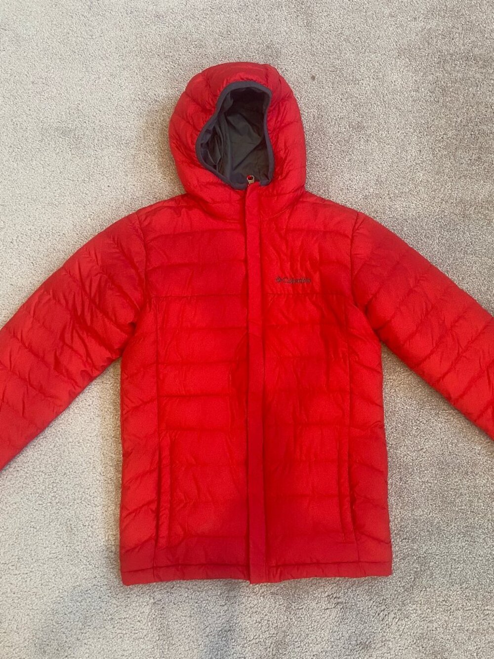 Girls Columbia Hooded Puffy Jacket - Size 14/16 "L" Color is more raspberry